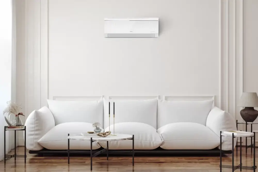 Klimatska naprava C-Smart Premium: Priročen nadzor z vgrajenimi WiFi modulom in mobilno aplikacijo AC-Freedom